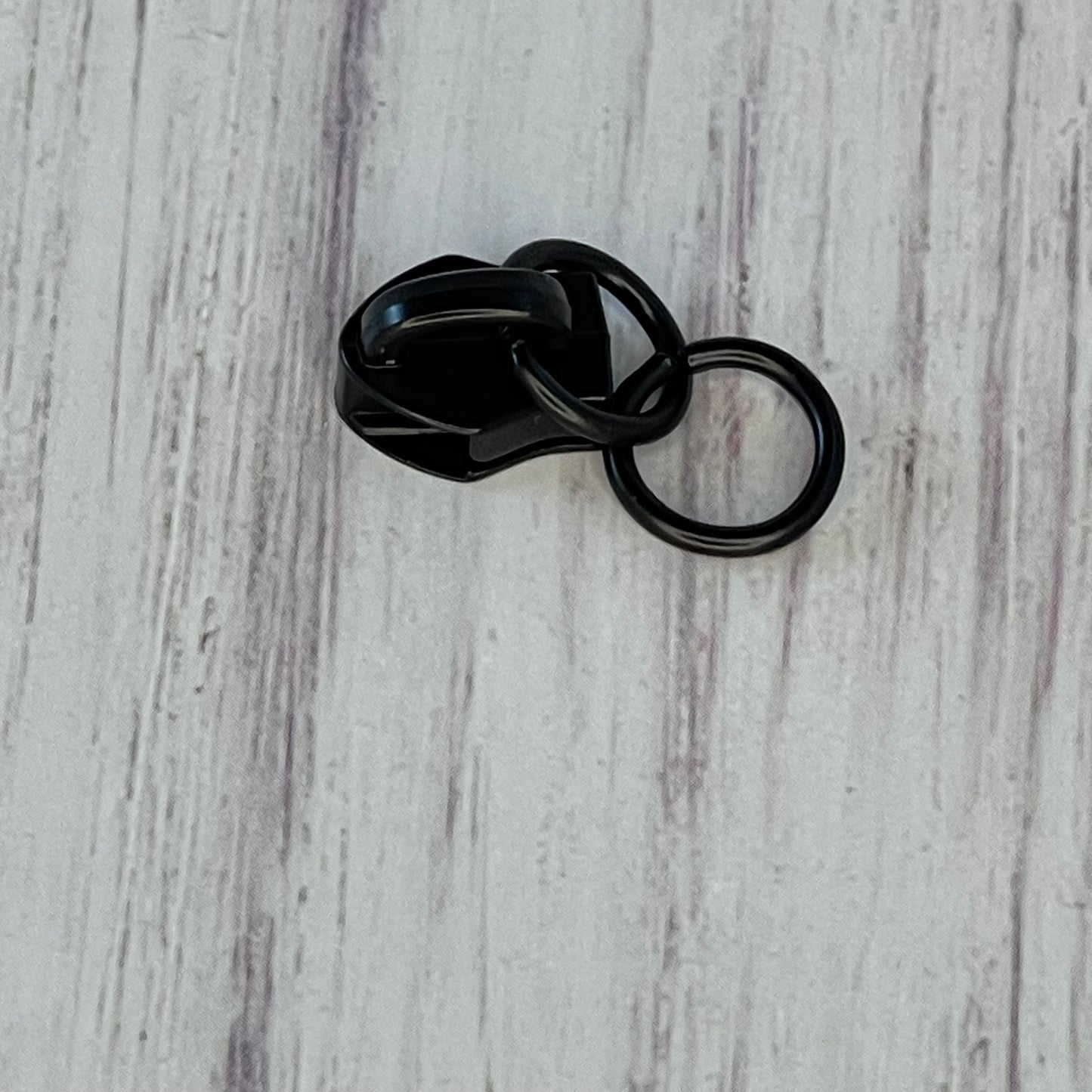 Zipper sliders with two matching jump rings, for #5 nylon zipper tape, 5 pack